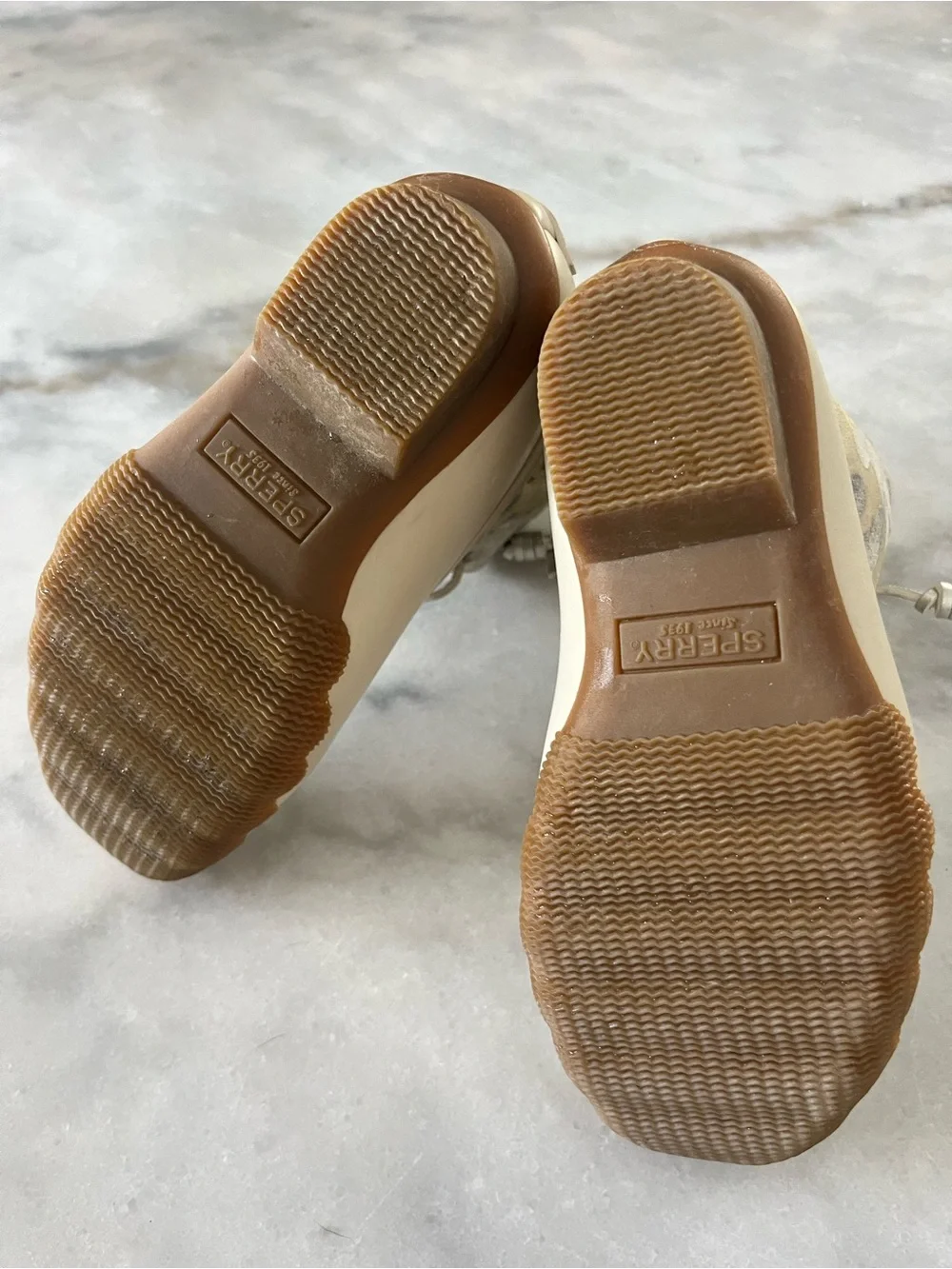 Sperry Kids Cream & Brown Camo Lace-Up Rain Boots